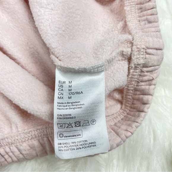 Divided Cropped Hoodie Pink Size Medium - Picture 6 of 7